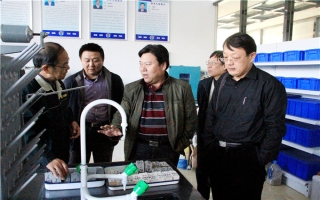 山東大學(xué)機械工程學(xué)院仇道濱書記、馮顯英教授蒞臨公司